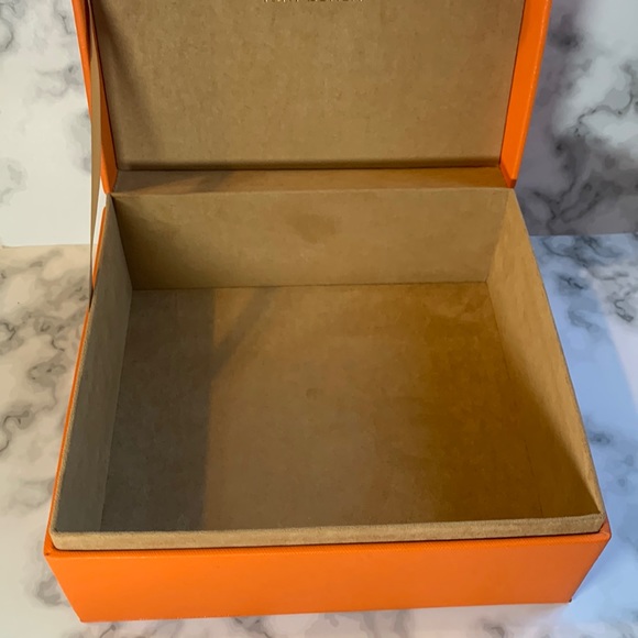 Tory Burch Orange & Gold Leather Storage Box - Picture 4 of 13